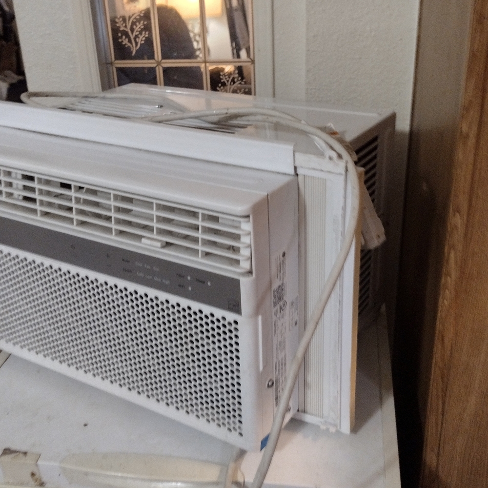White Window Air Conditioner Unit - Quiet Cooling